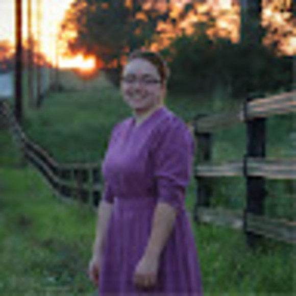 Meet your Posher, Kendra - Picture 1 of 1